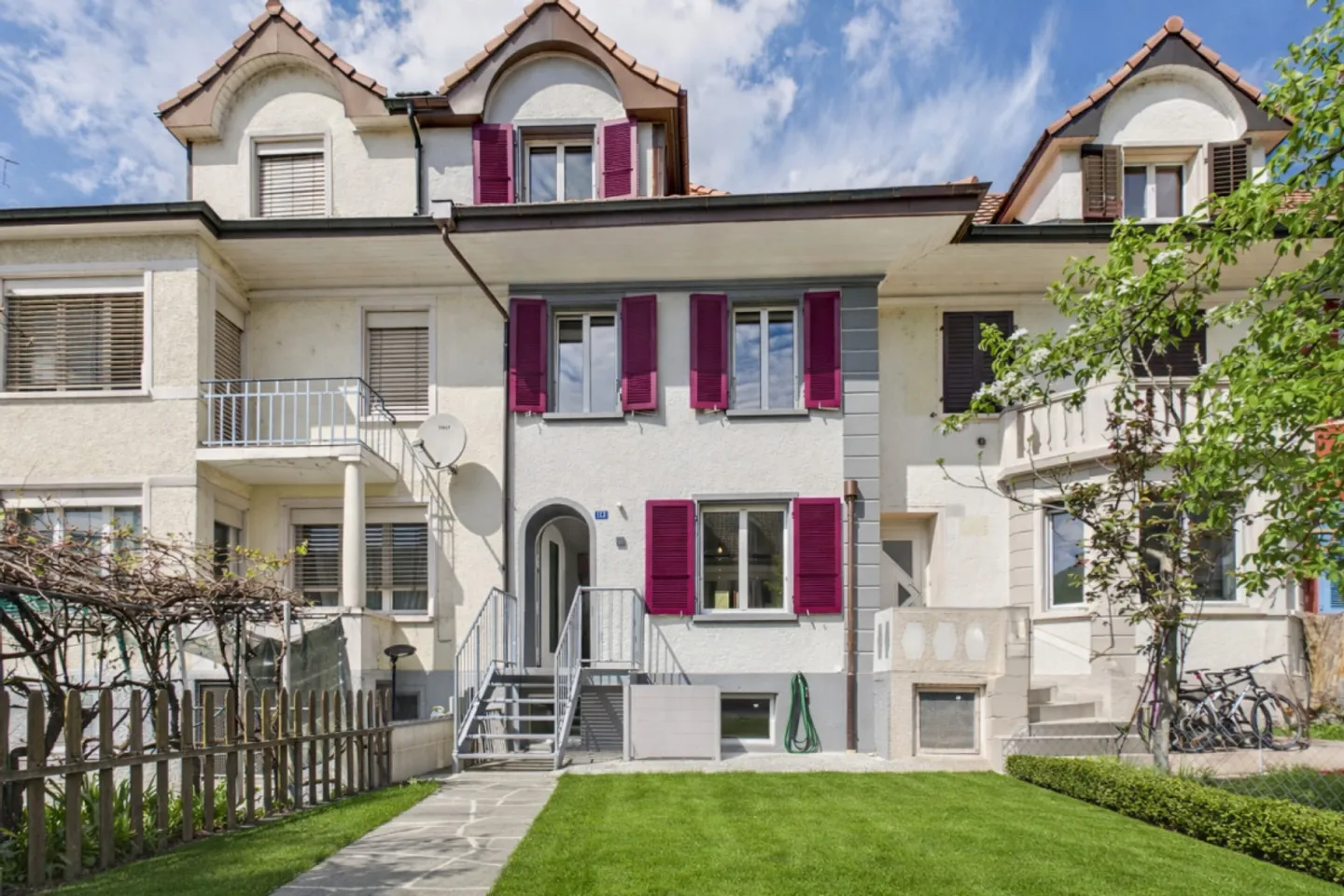 Maison de ville moderne - maison de rangée rénovée avec style à Olten - Photo 1 sur 24