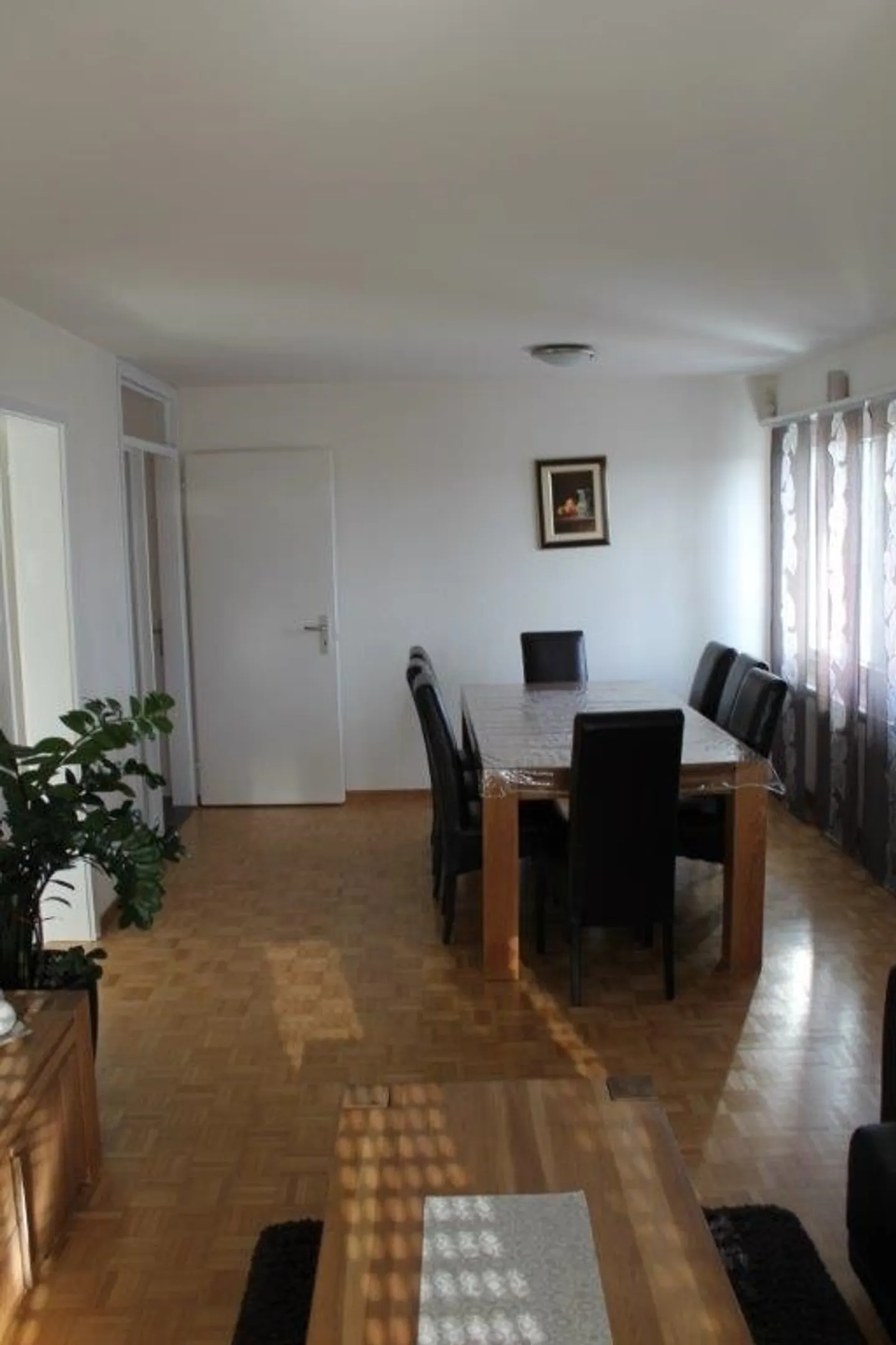 Bel appartement lumineux de 3 pièces avec balcon, au cinquième étage - Photo 4 sur 14