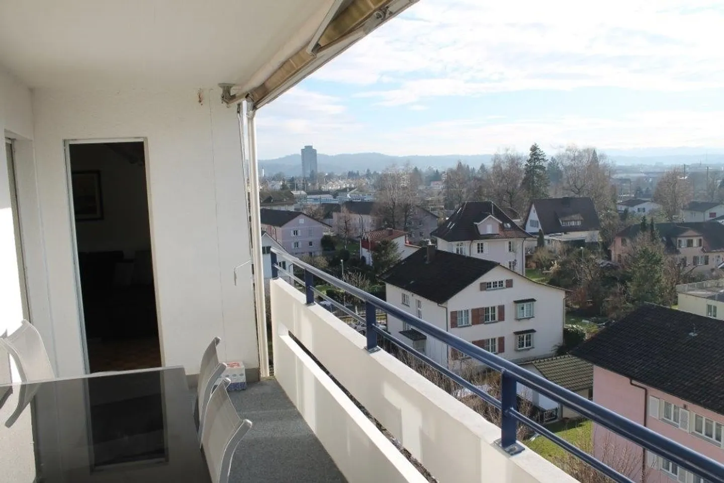 Bel appartement lumineux de 3 pièces avec balcon, au cinquième étage - Photo 11 sur 14