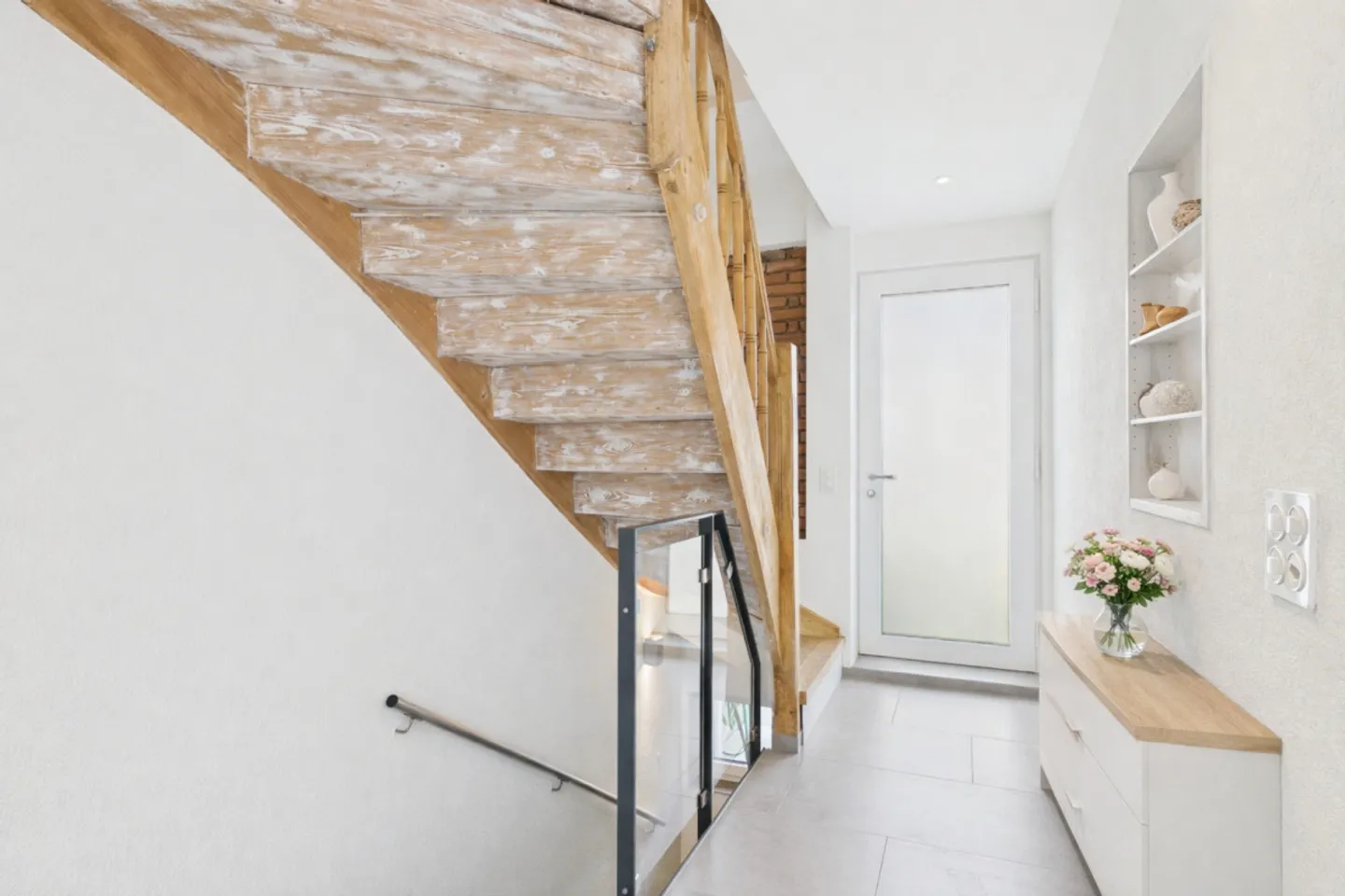 Maison de ville moderne - maison de rangée rénovée avec style à Olten - Photo 6 sur 24