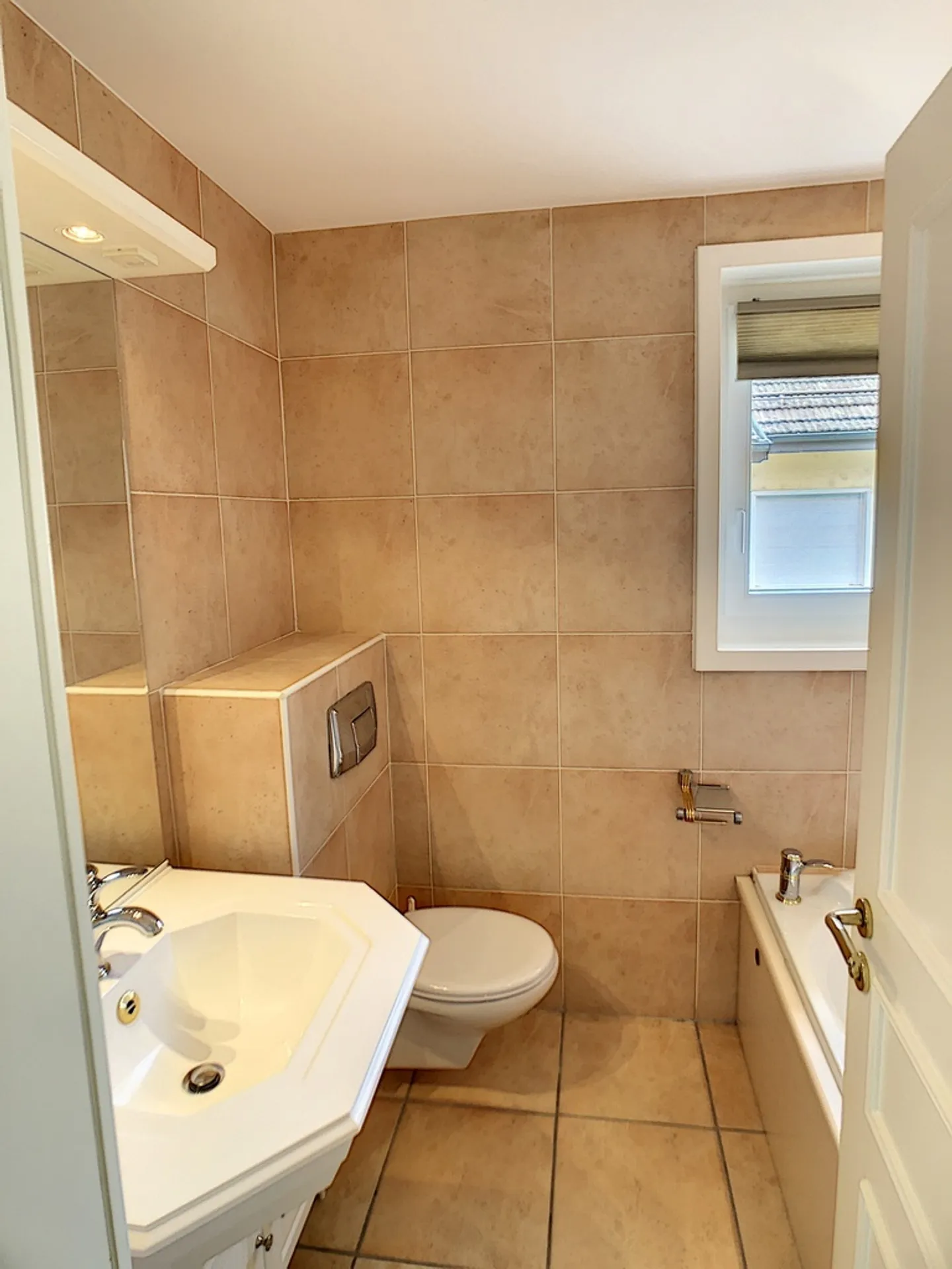 Magnificent 5.5-room apartment - Photo 10 of 13