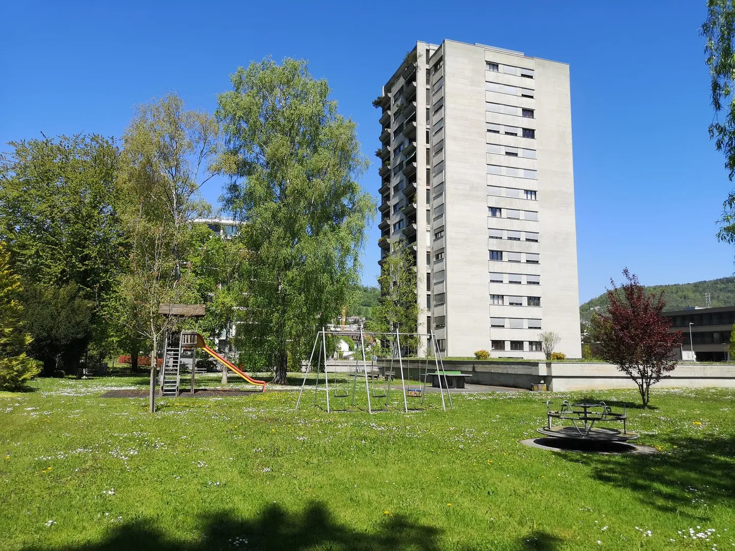 A vendre à Delémont : appartement 3.5 pièces, avec garage privé, vue sur la ville - Foto 3 von 28