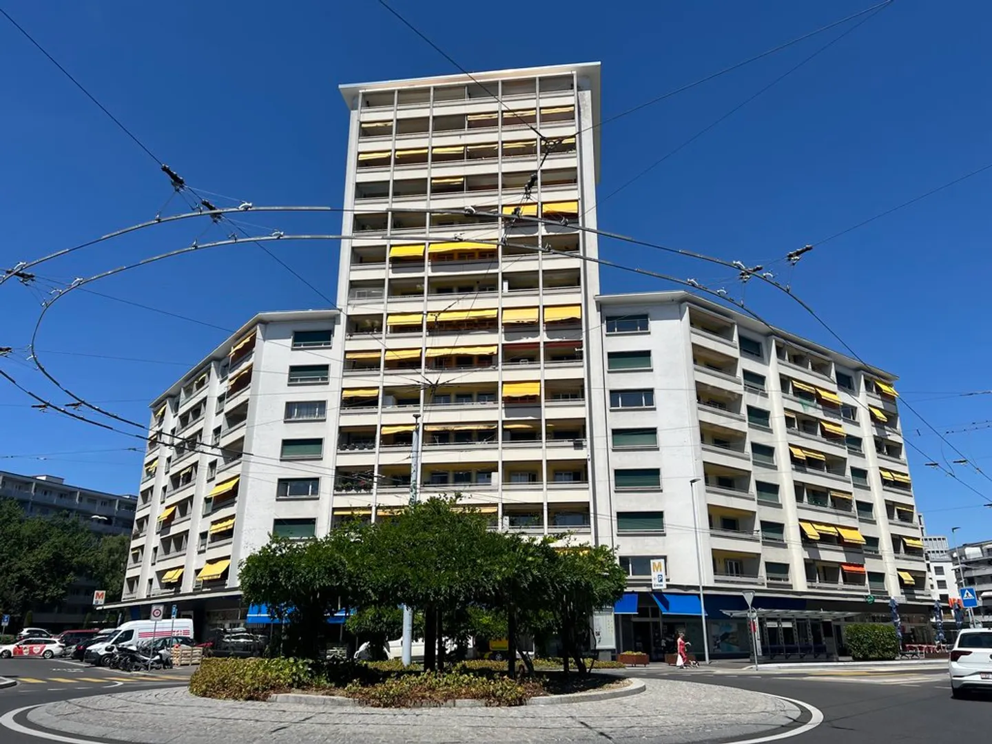 Negozio in affitto - Foto 1 di 8