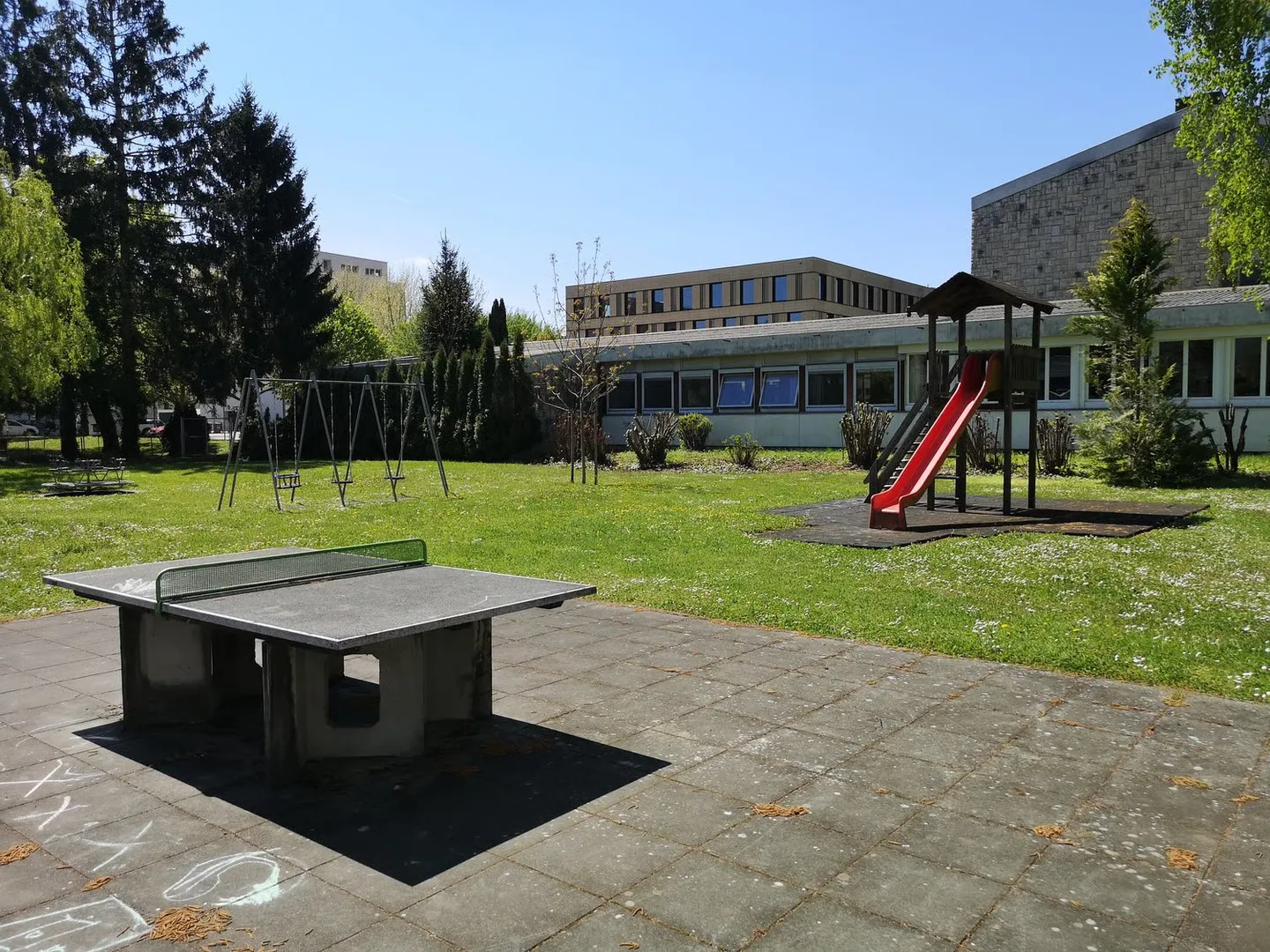 A vendre à Delémont : appartement 3.5 pièces, avec garage privé, vue sur la ville - Foto 4 von 28
