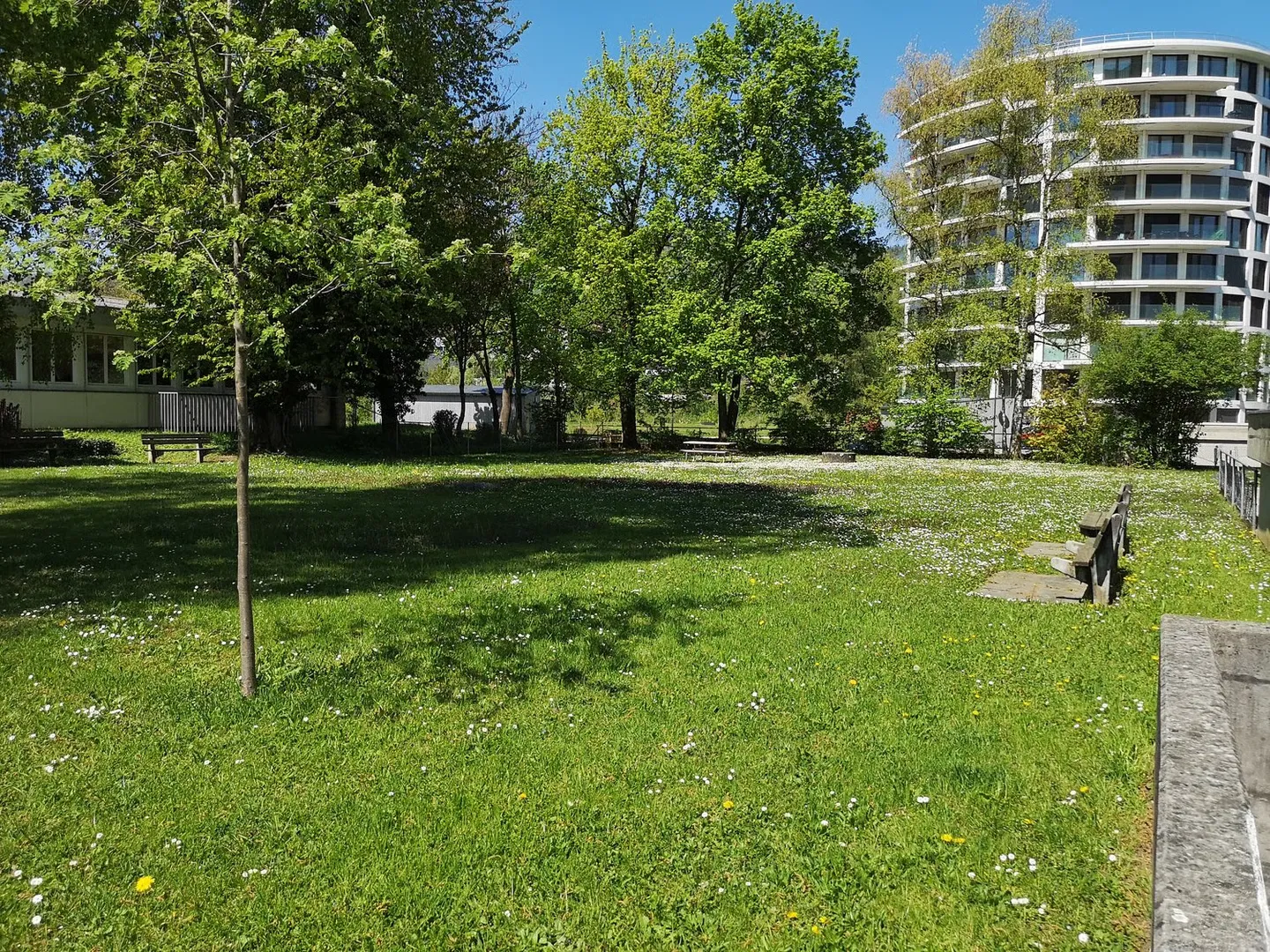 A vendre à Delémont : appartement 3.5 pièces, avec garage privé, vue sur la ville - Foto 5 von 28