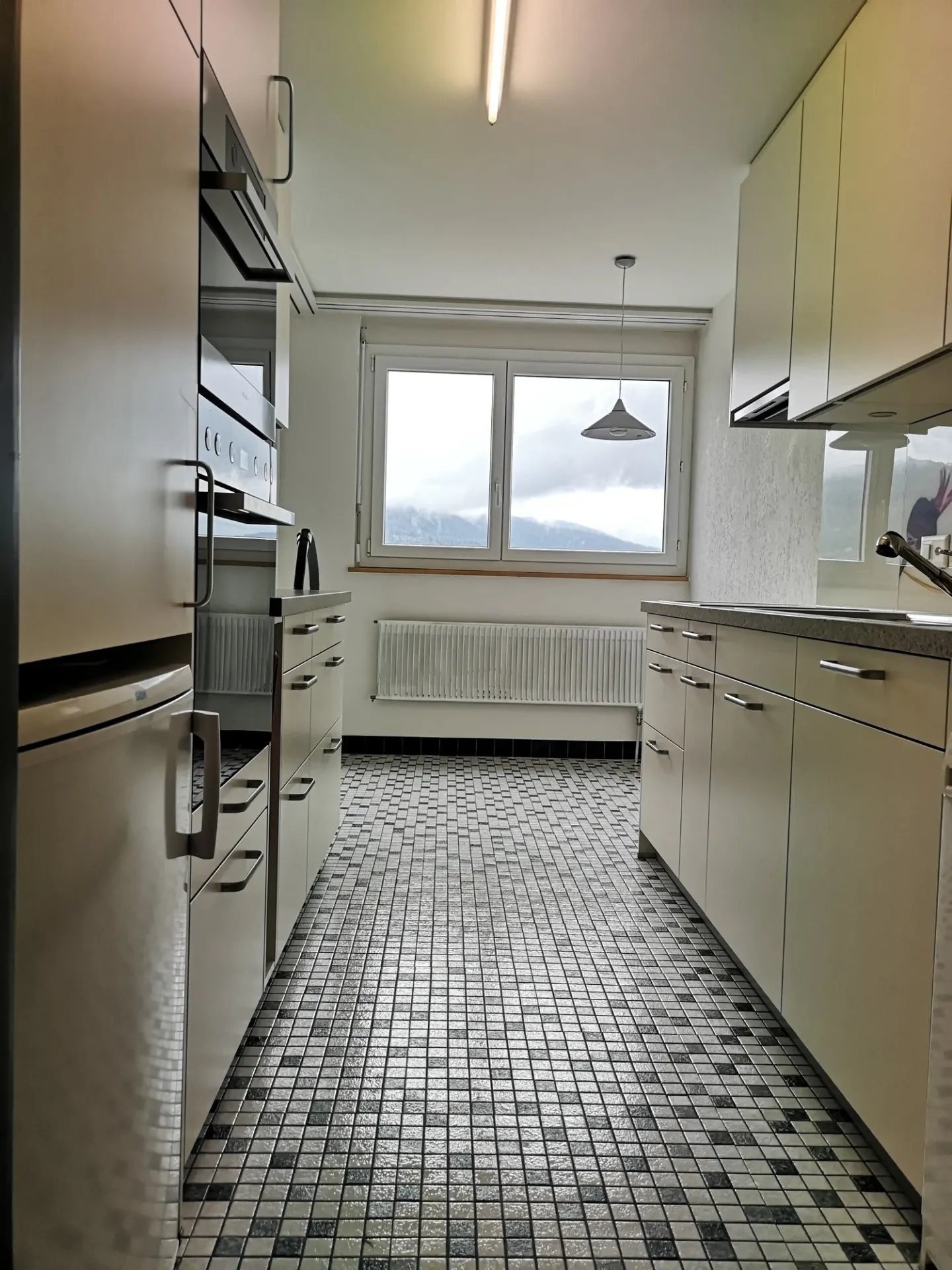 A vendre à Delémont : appartement 3.5 pièces, avec garage privé, vue sur la ville - Foto 10 von 28