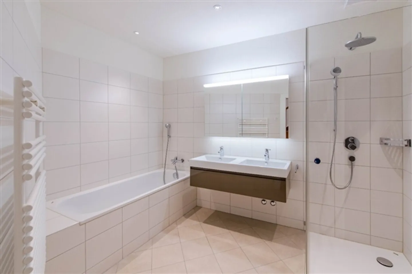 «Einmaliges Town House im historischen Luzern» - Foto 3 von 9