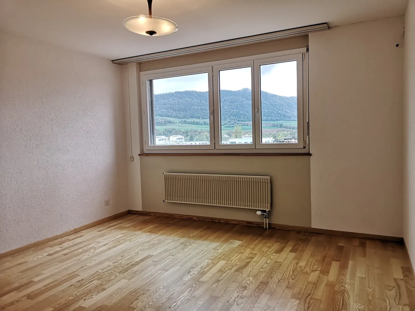 A vendre à Delémont : appartement 3.5 pièces, avec garage privé, vue sur la ville - Foto 22 von 28