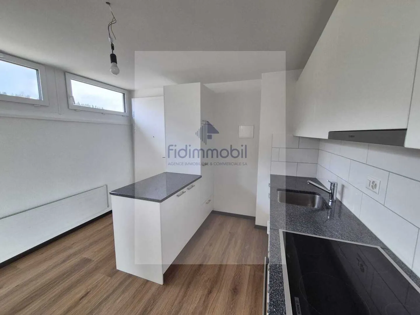Appartement moderne à La Chaux-de-Fonds - Photo 2 sur 9