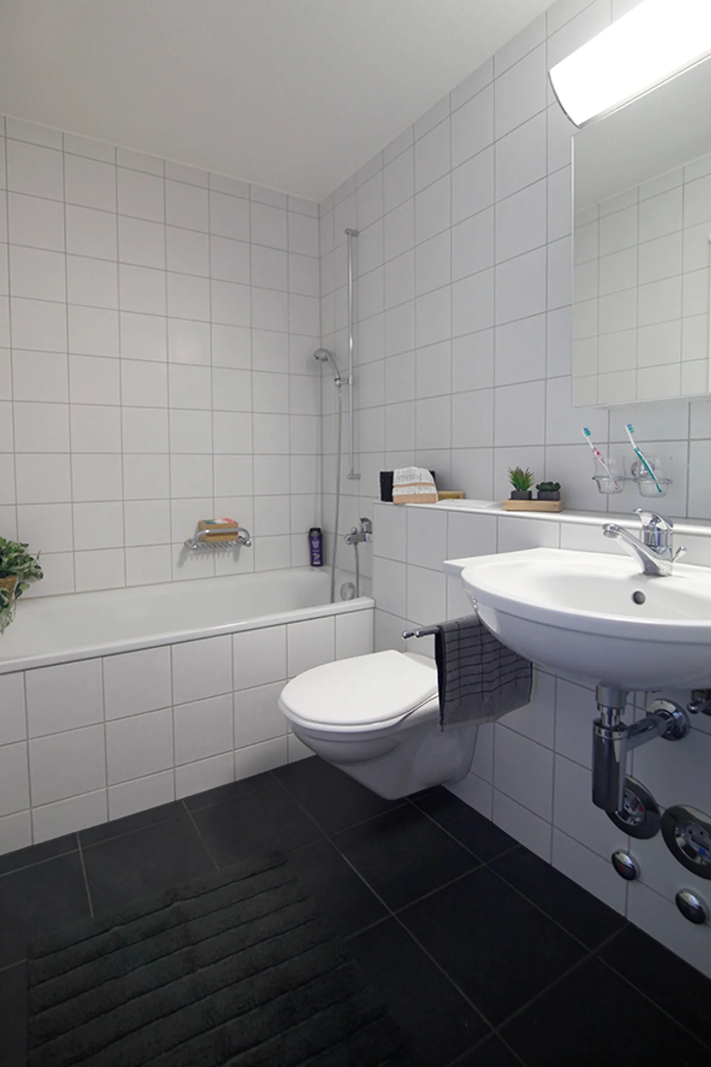 Appartement moderne de 4,5 pièces dans un quartier résidentiel calme ! - Photo 5 sur 7