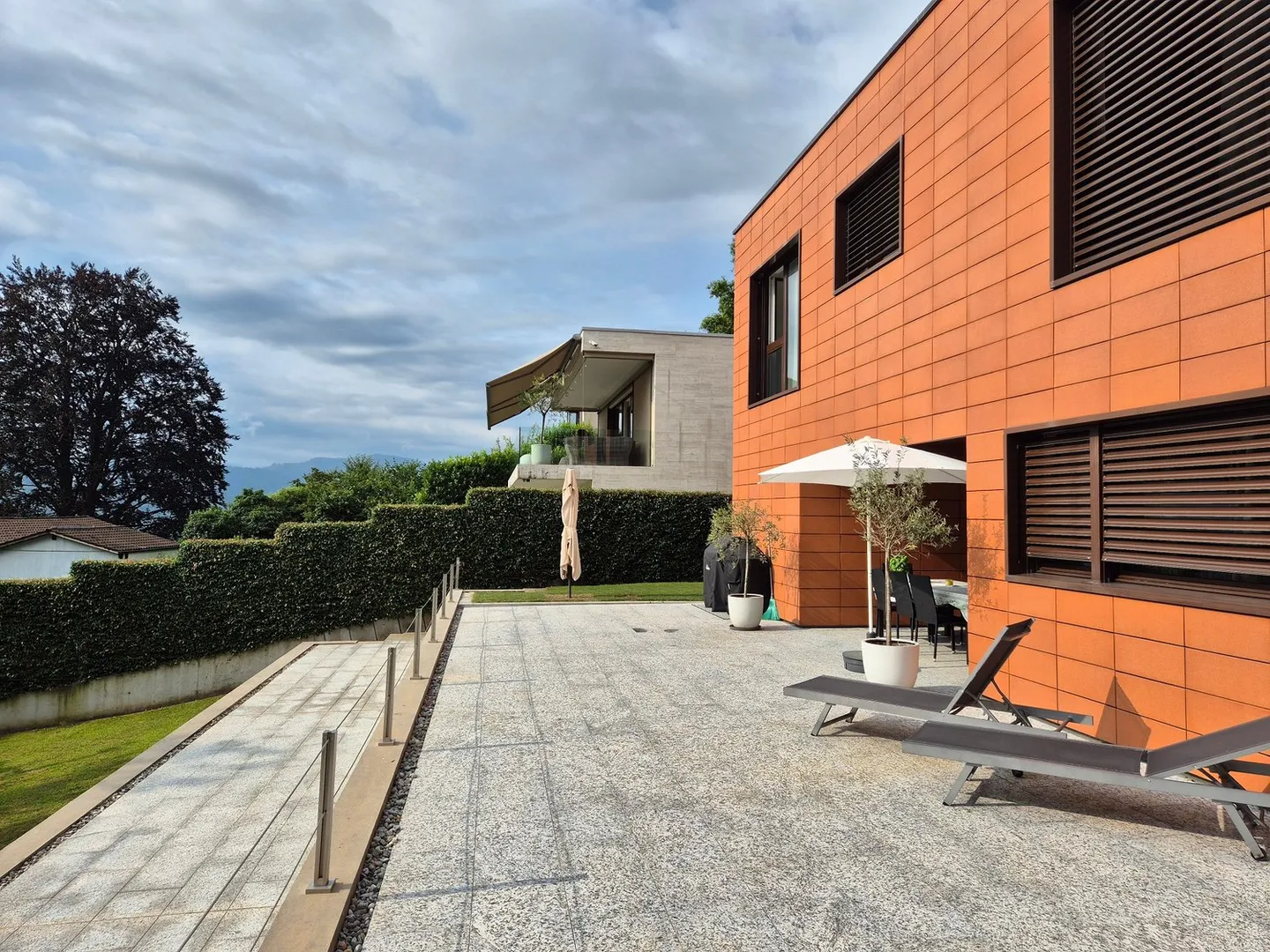 Stupenda villa in stile minimal con Standard Minergie - Photo 3 of 12