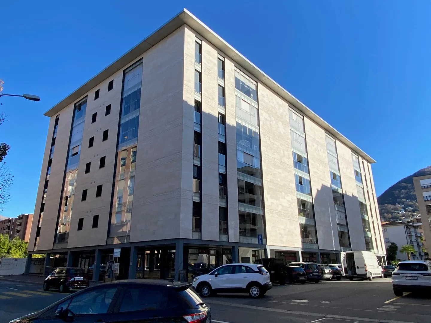 Appartamento con 3,5 stanze, centrale e vicino alle università di Lugano - Foto 18 di 19