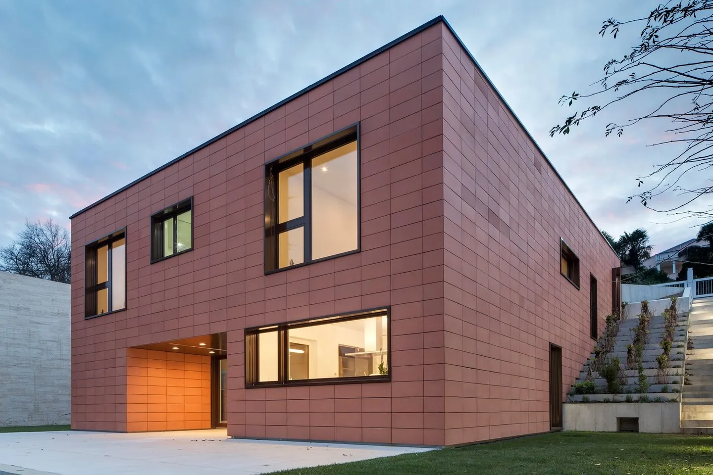 Stupenda villa in stile minimal con Standard Minergie - Photo 1 of 12