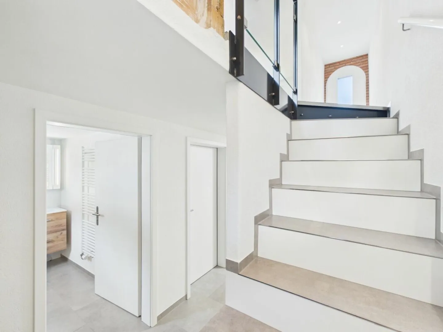 Maison de ville moderne - maison de rangée rénovée avec style à Olten - Photo 18 sur 24