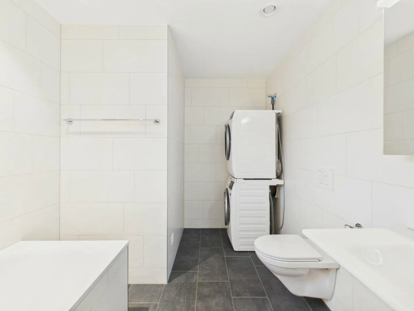 Moderne Attika mit grosser Terrasse und Ausblick - Foto 11 von 19