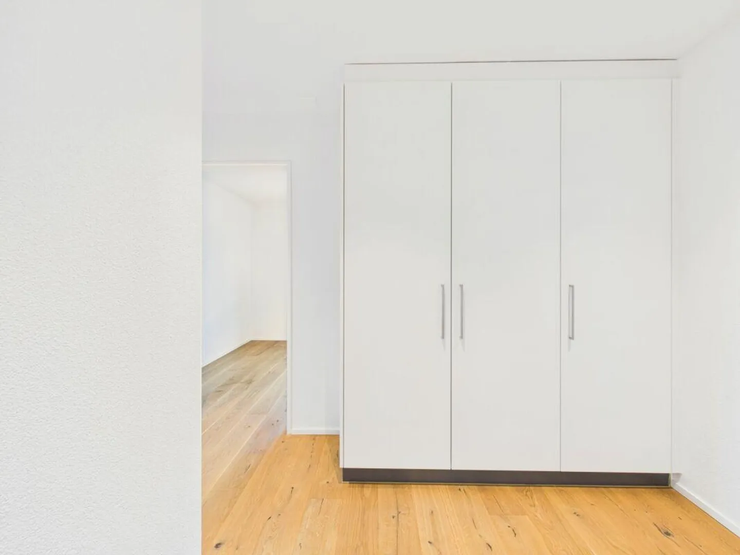 Moderne Attika mit grosser Terrasse und Ausblick - Foto 14 von 19