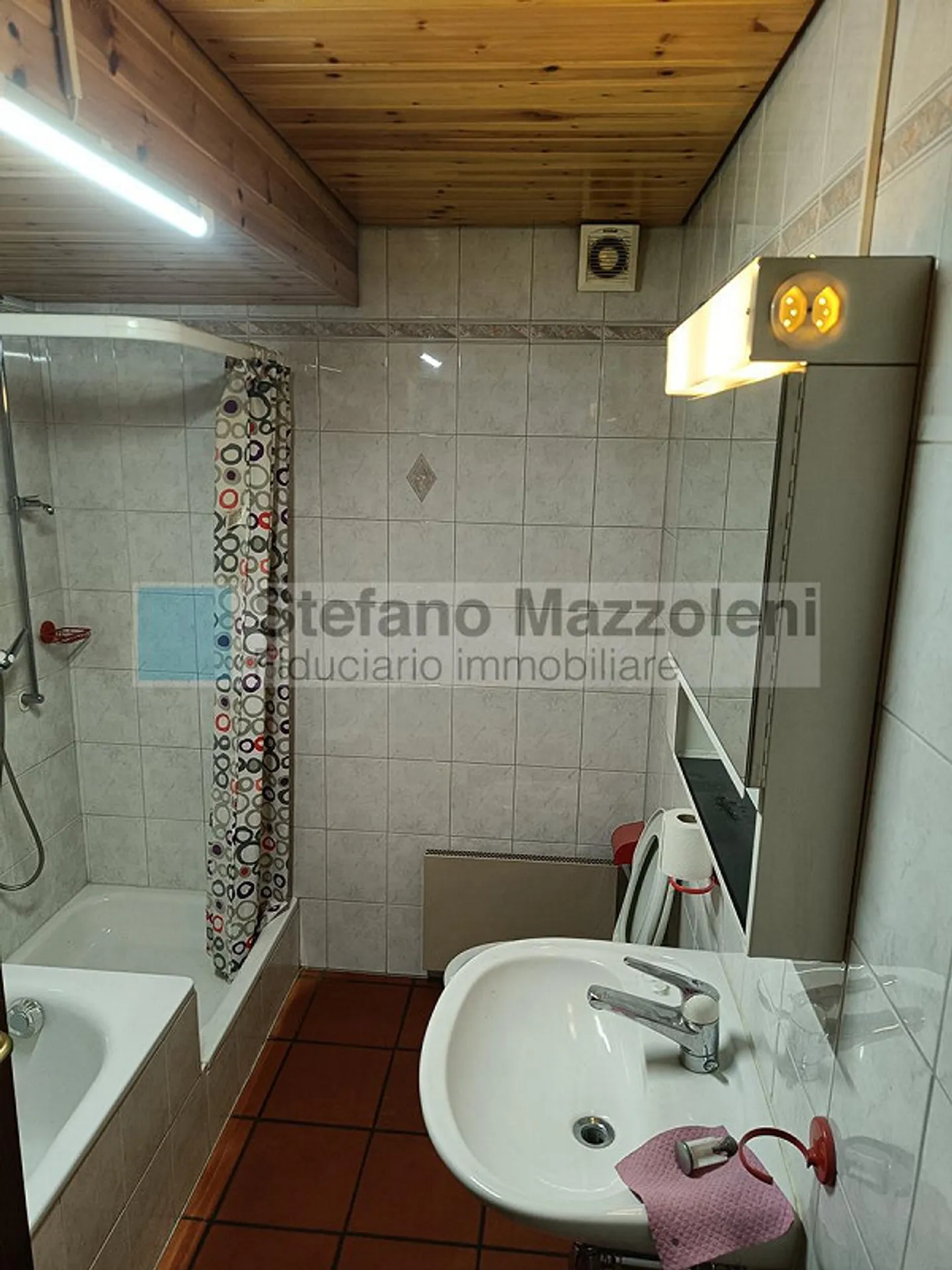 BIASCA - VENDO stabile in locazione - redditività CP 18 % - Foto 4 di 5