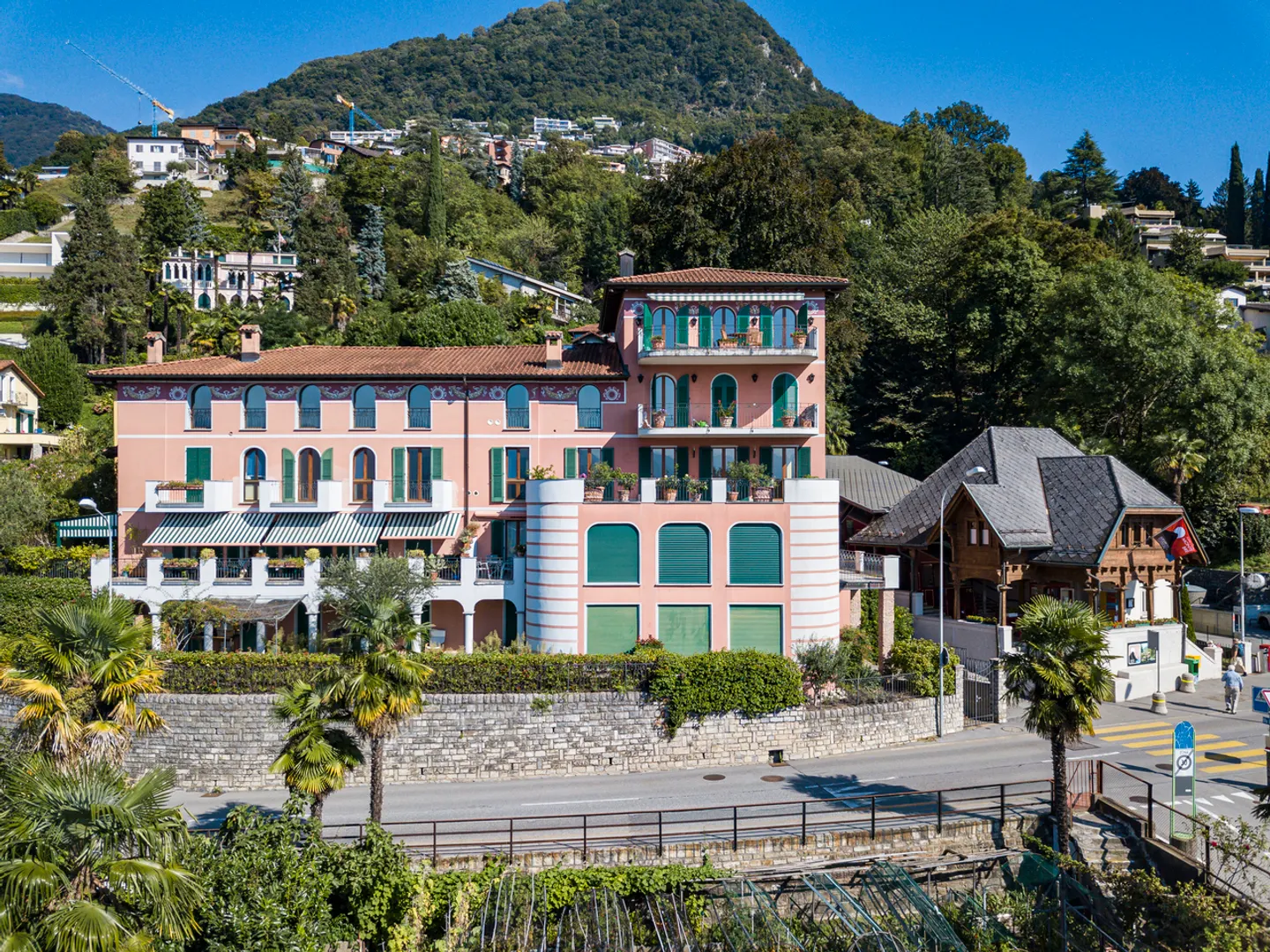 Ca' Rossa | Appartement élégant de 3,5 pièces surplombant tout le golfe de Lugano - Photo 2 sur 19