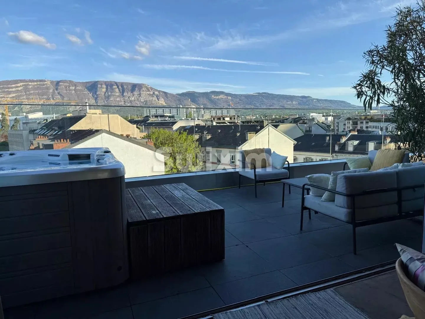 Duplex Stupendo con Vista Panoramica - Foto 2 di 9