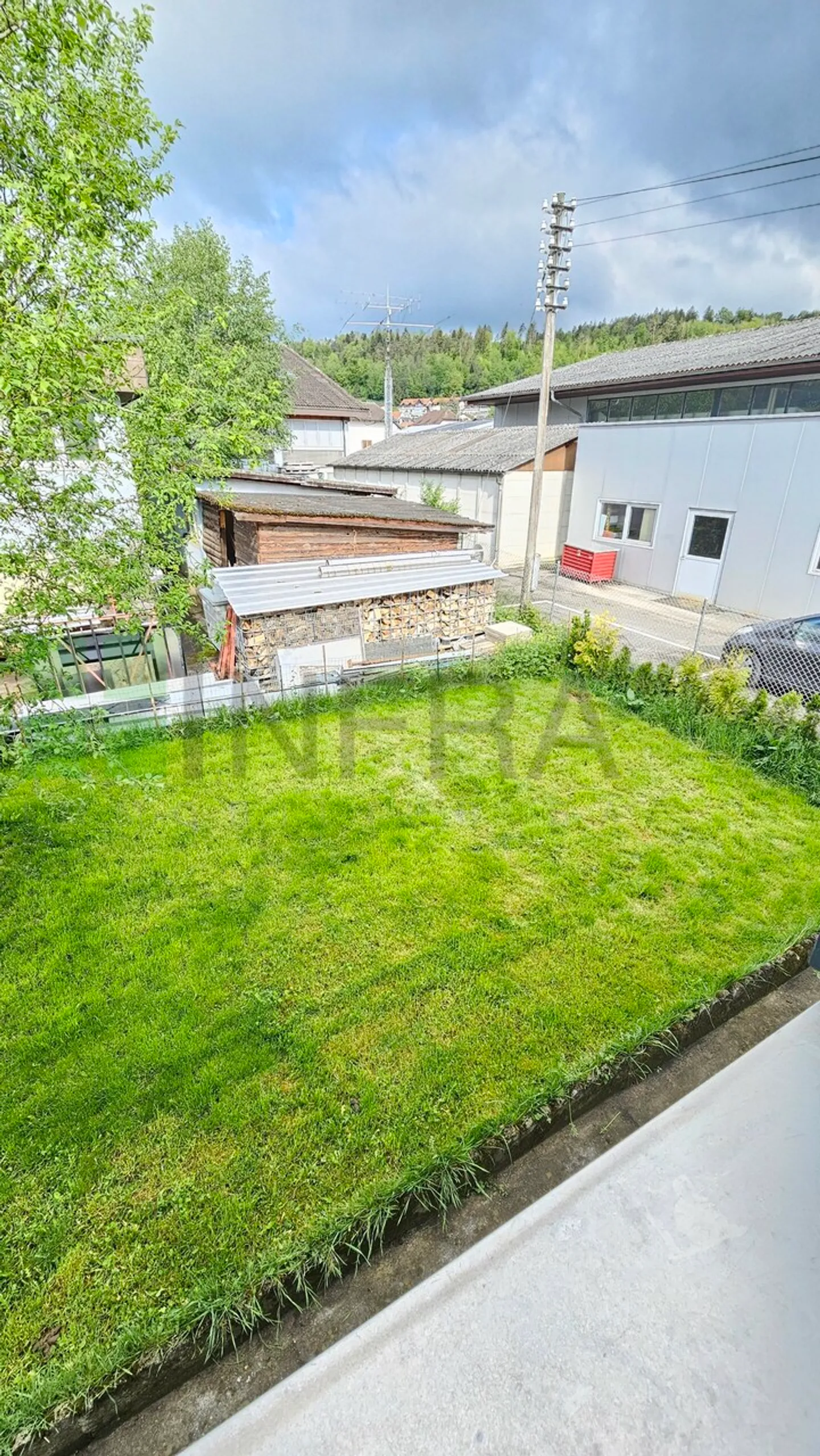 Grand appartement de 2,5 pièces avec garage, buanderie privée et jardin ! - Photo 10 sur 12