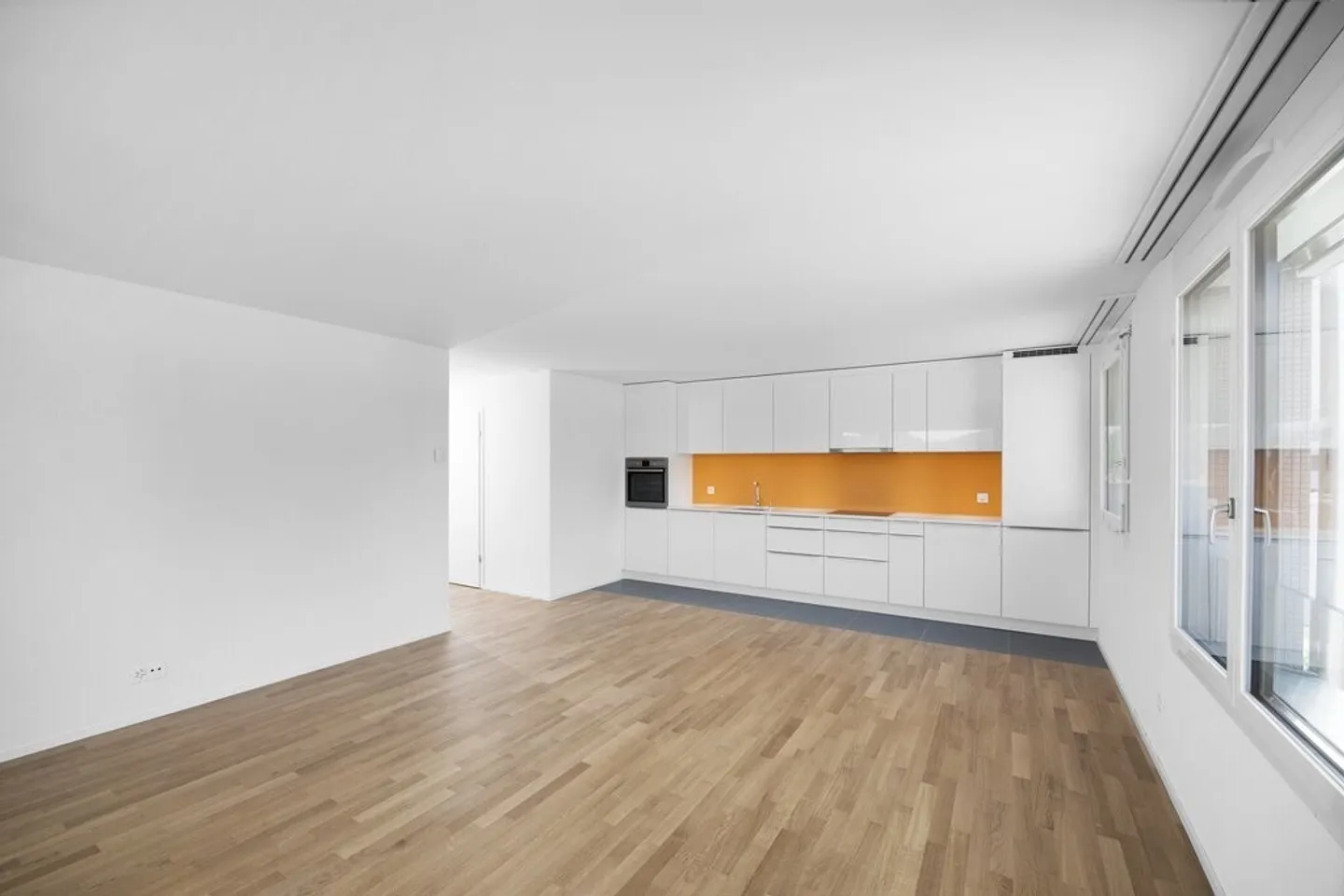 Große Wohnung in der Nähe des Zentrums von Payerne - Foto 1 von 6