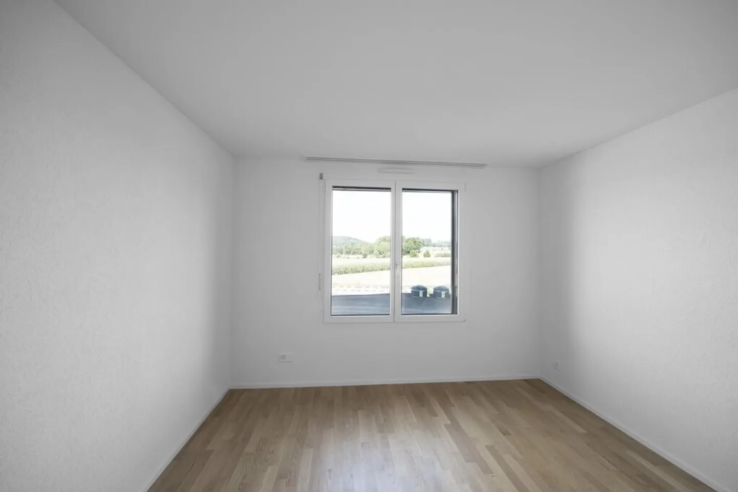 Große Wohnung in der Nähe des Zentrums von Payerne - Foto 4 von 6