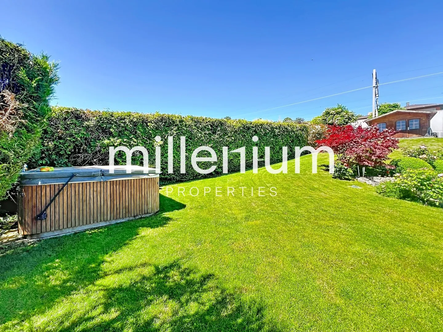 Magnifica villa con piscina a Crans vicino a Céligny - Foto 4 di 21