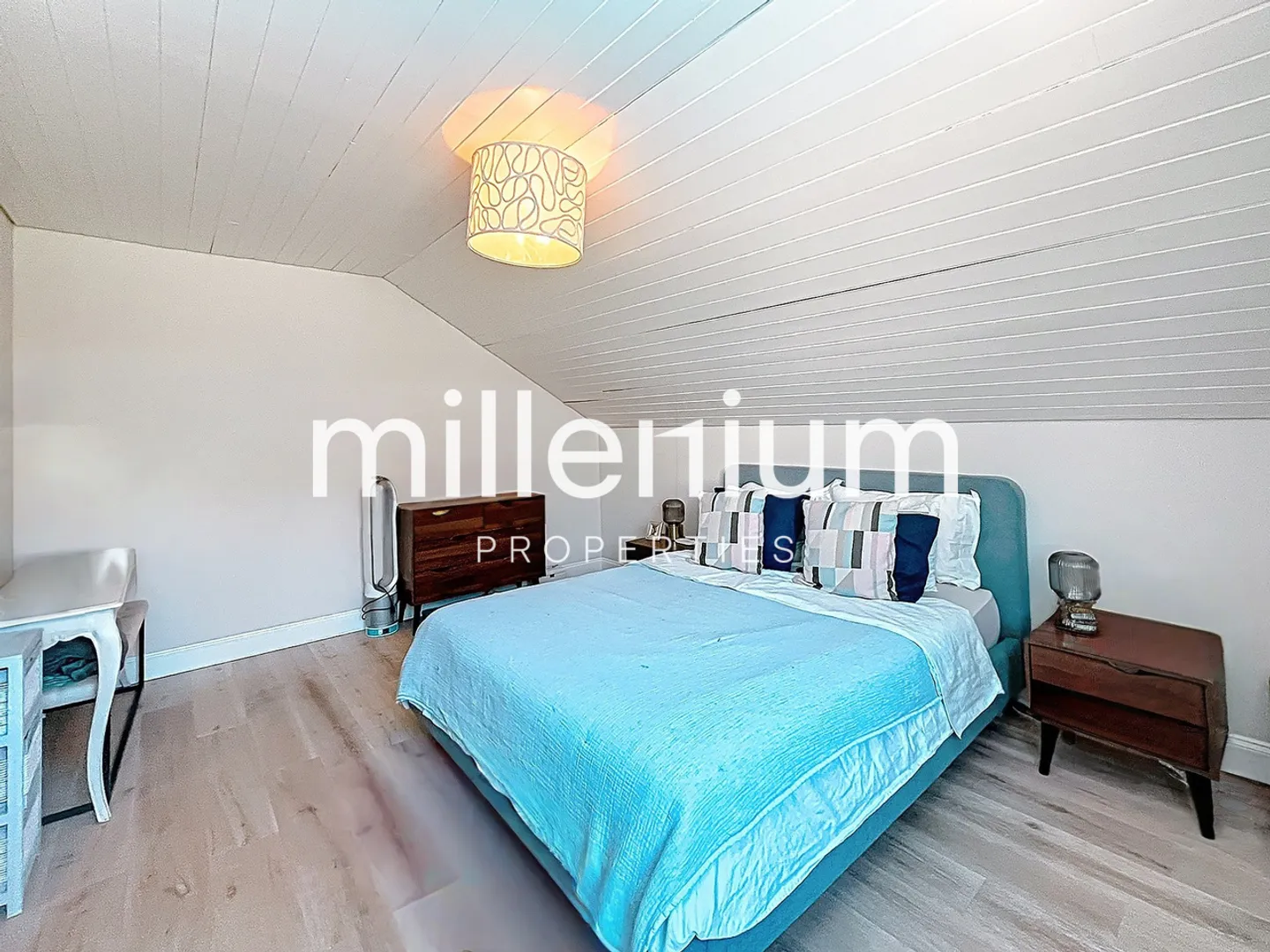 Magnifica villa con piscina a Crans vicino a Céligny - Foto 11 di 21