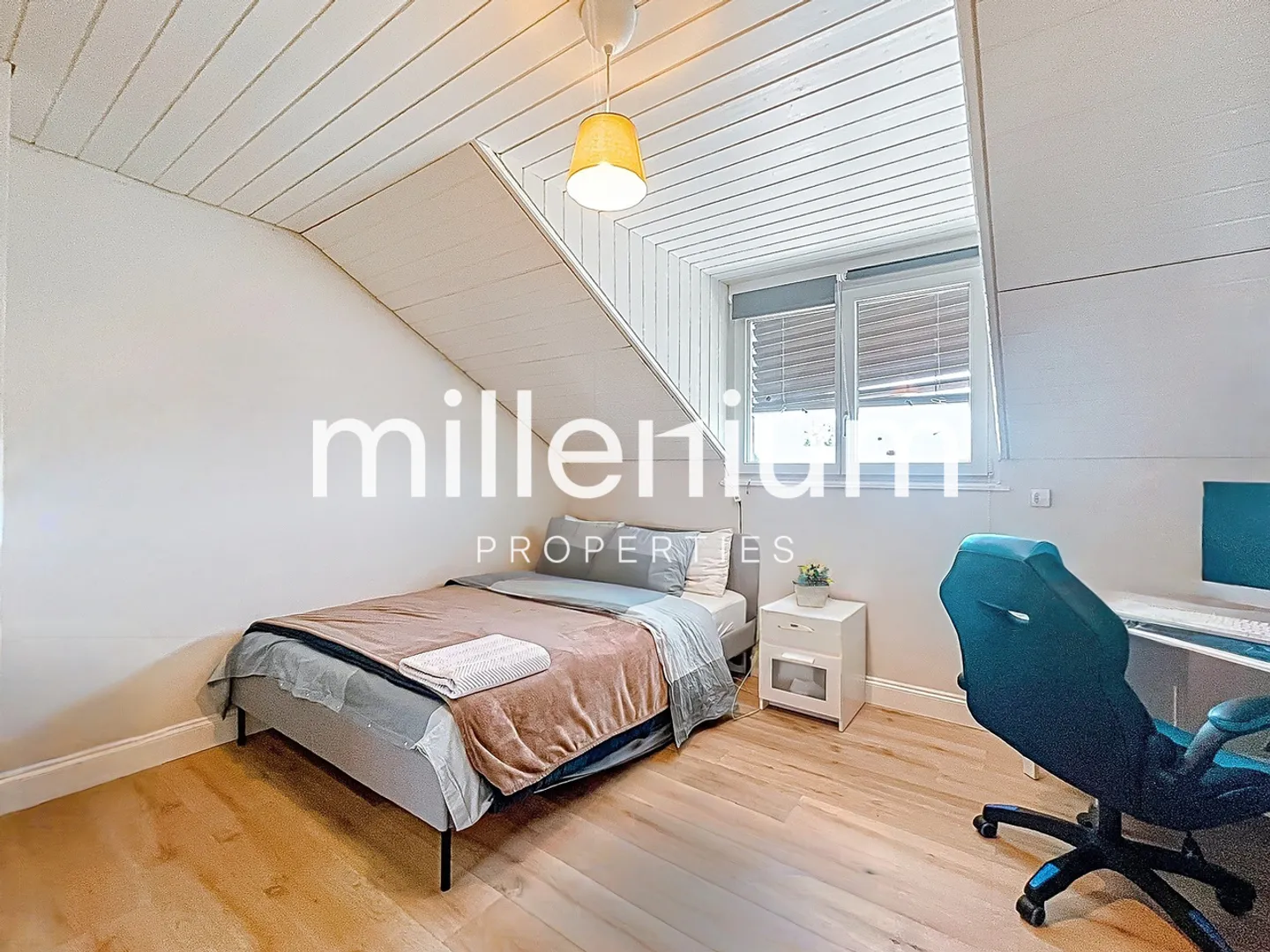 Magnifica villa con piscina a Crans vicino a Céligny - Foto 14 di 21