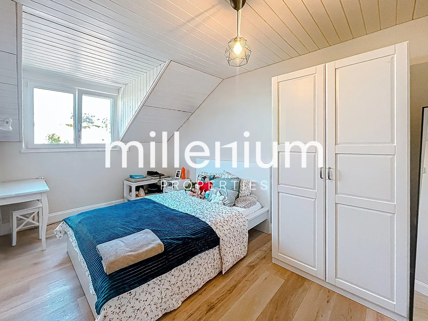 Magnifica villa con piscina a Crans vicino a Céligny - Foto 15 di 21