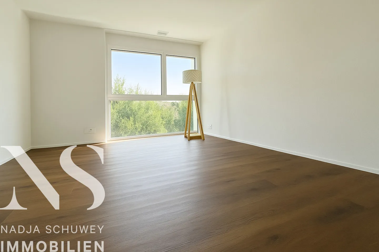 Cordast - Living with a View - Photo 10 of 14