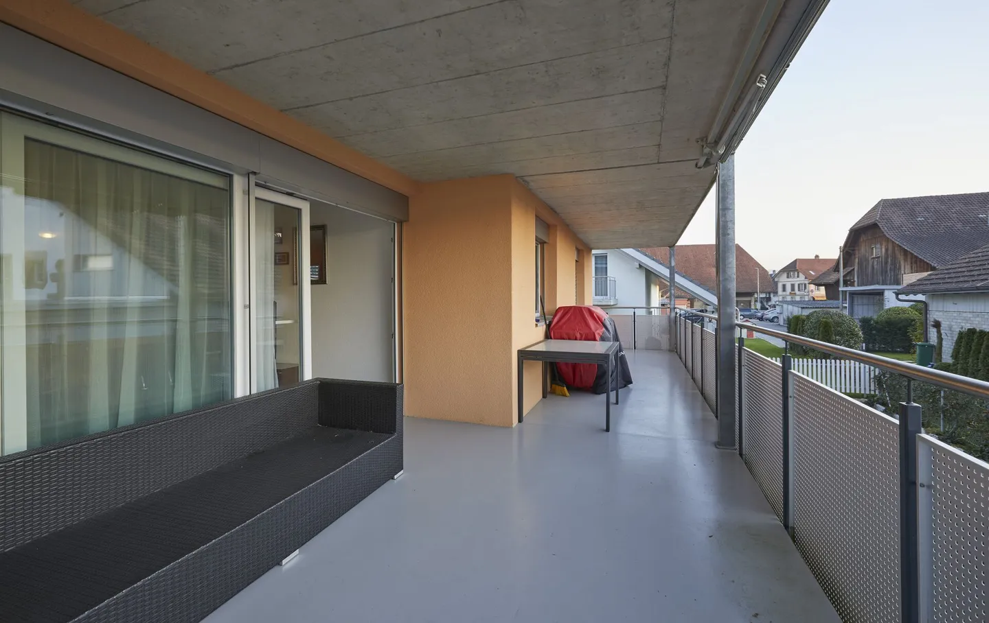 Sunny 4.5-room apartment with balcony 28 m2 - Photo 9 of 18