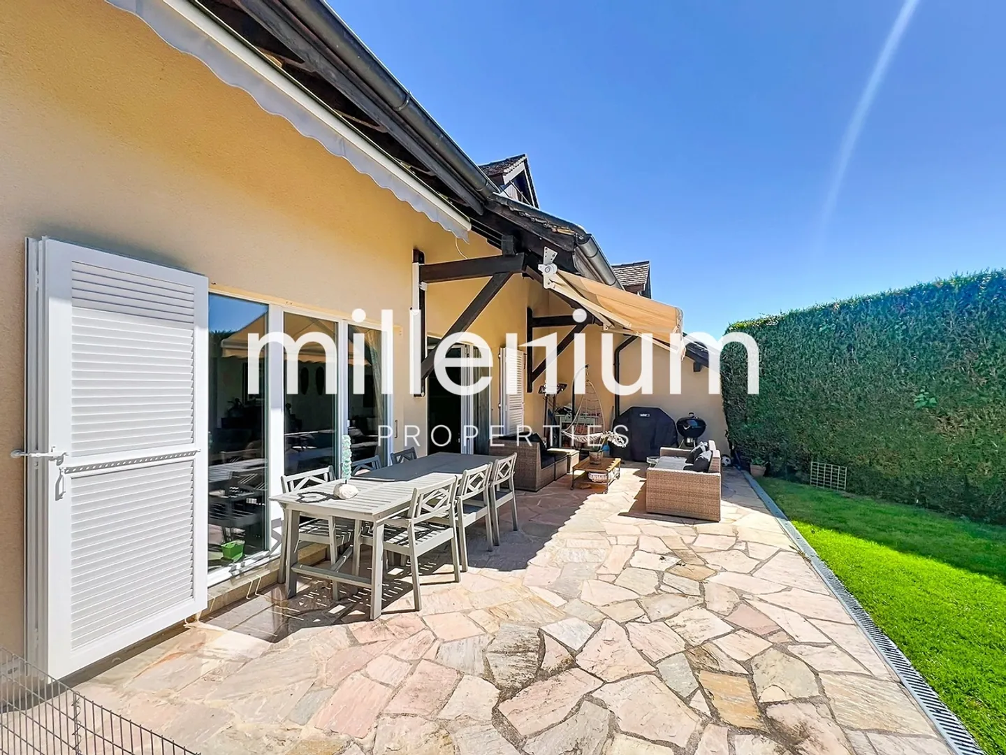 Magnifica villa con piscina a Crans vicino a Céligny - Foto 21 di 21