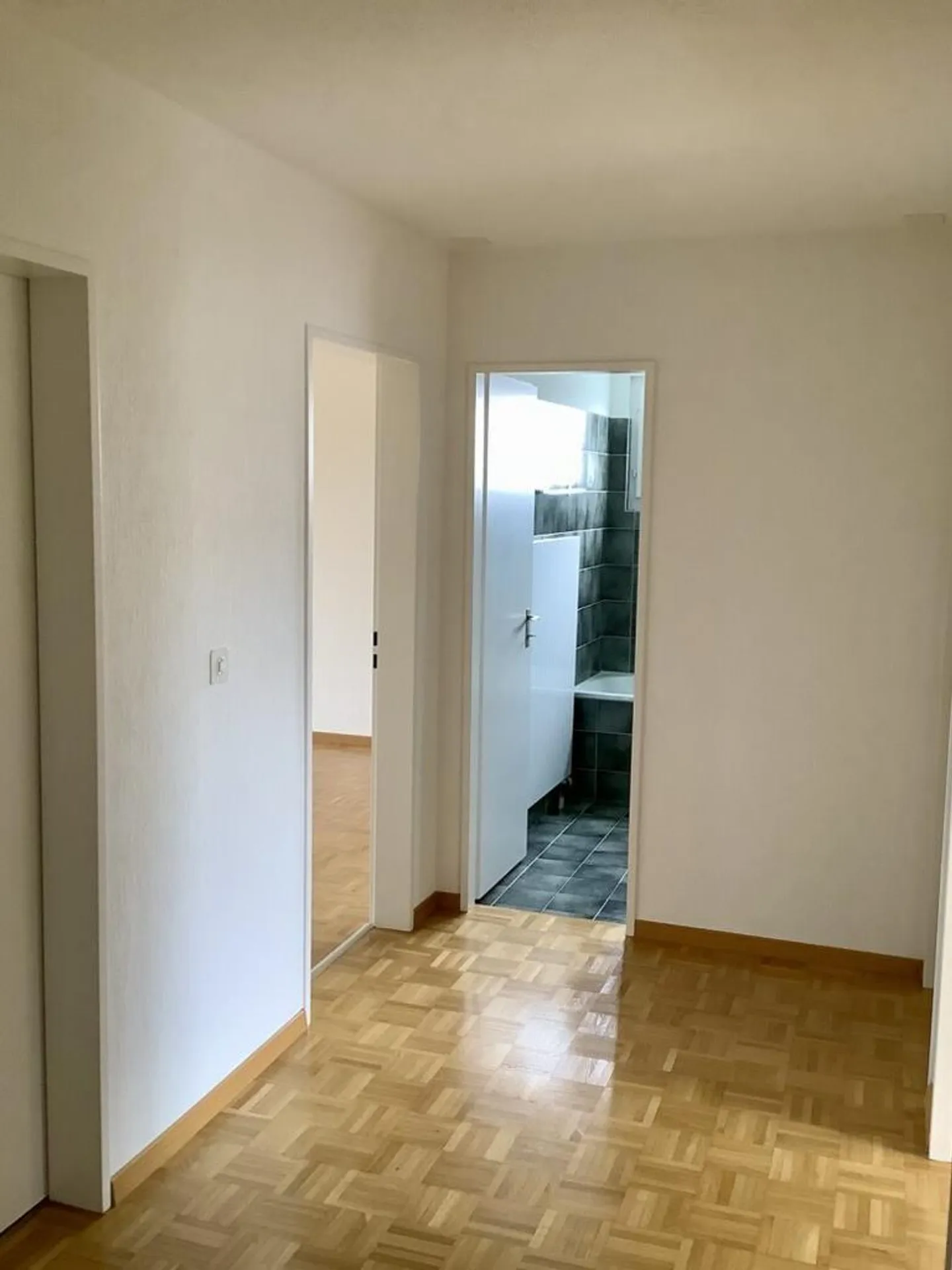 Appartement lumineux 3.5 pièces - Photo 6 sur 8