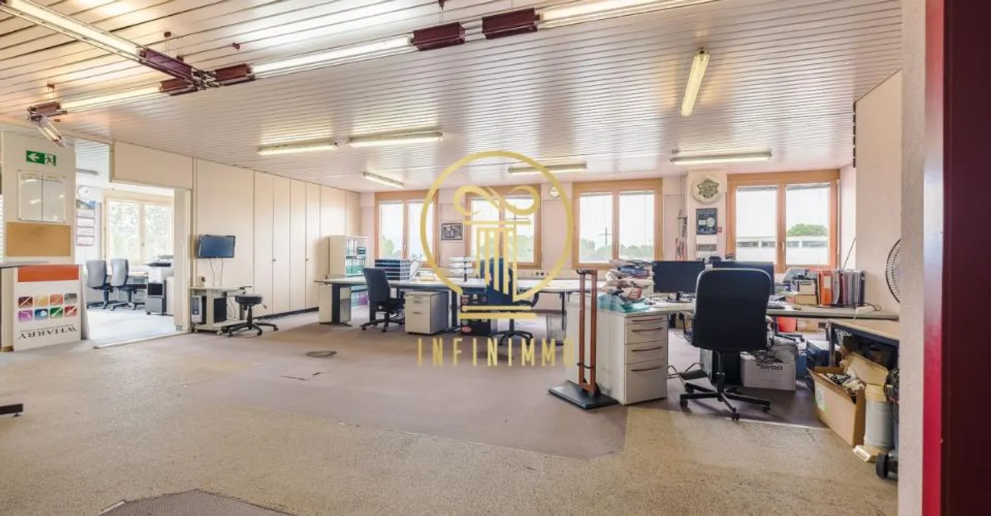 Espace Commercial avec Vue Lac - Photo 5 sur 6