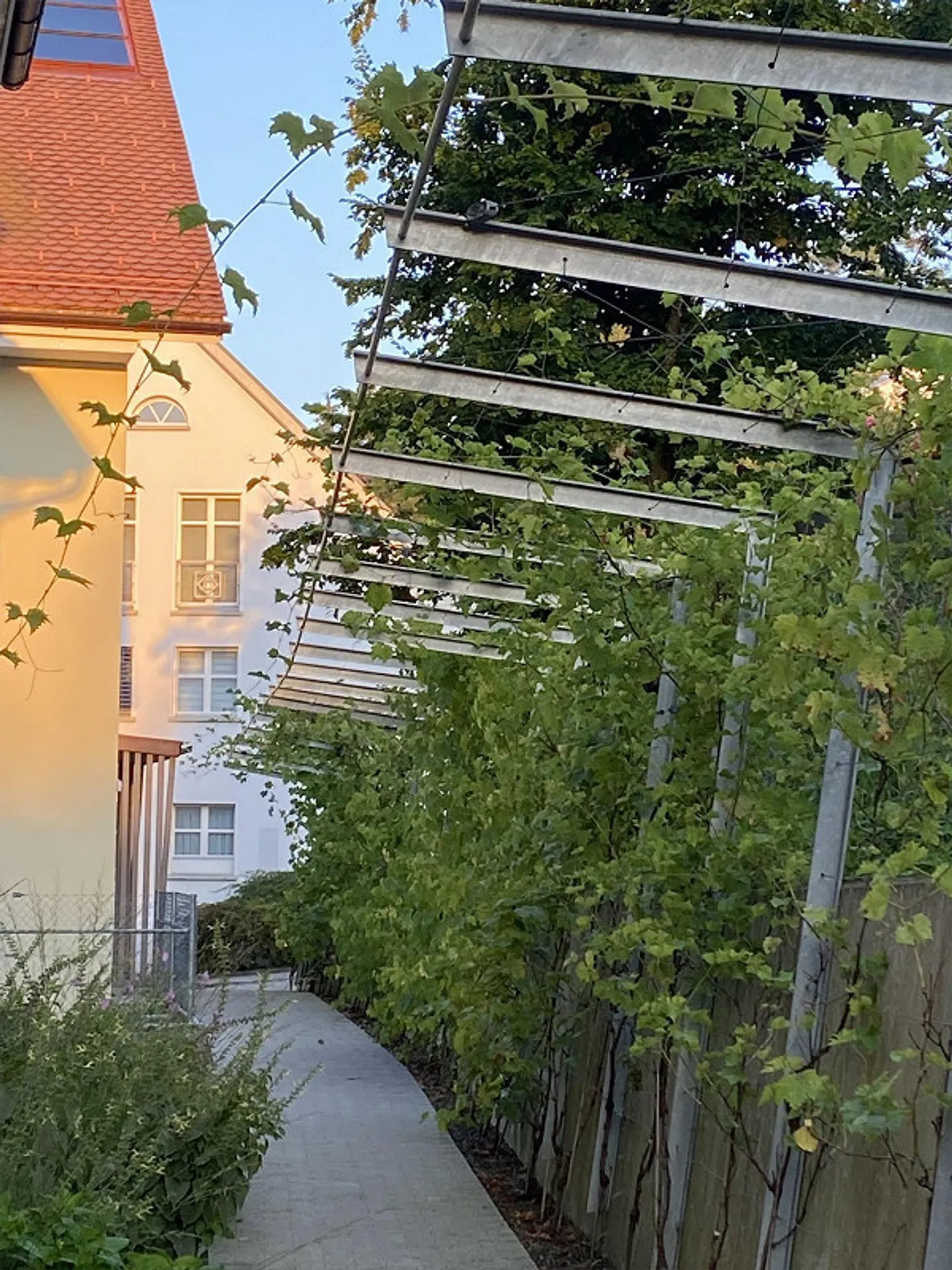 Appartement moderne avec jardin - Photo 12 sur 21