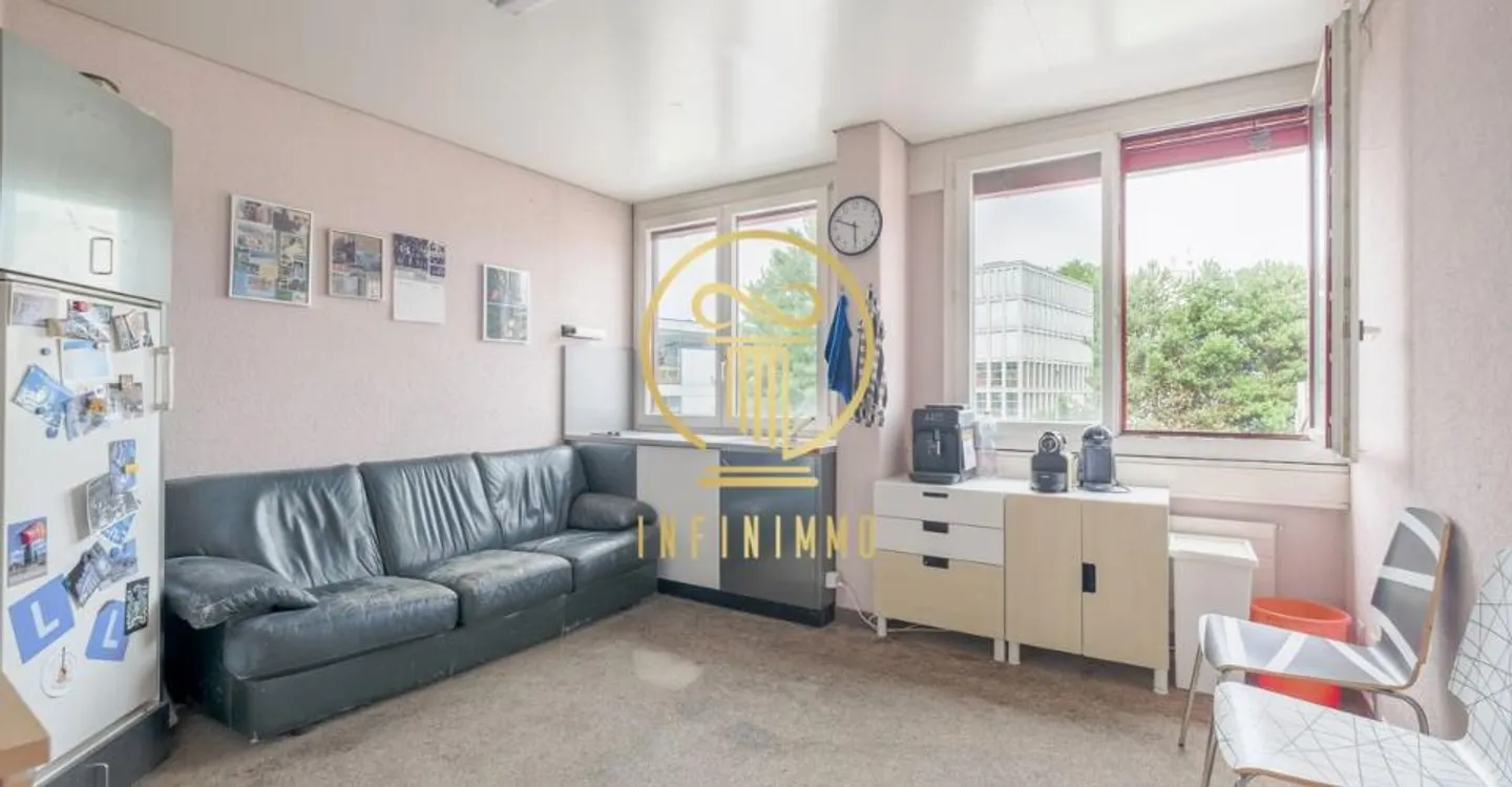 Espace Commercial avec Vue Lac - Photo 6 sur 6