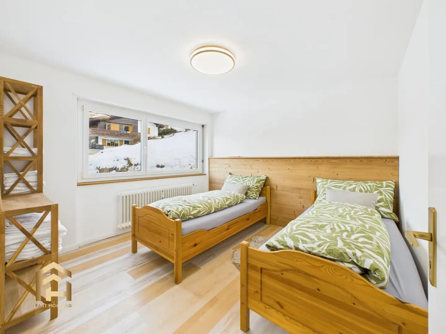 Appartement 3.5 pièces à Grächen avec balcon magnifique et vue dégagée - Photo 7 sur 13