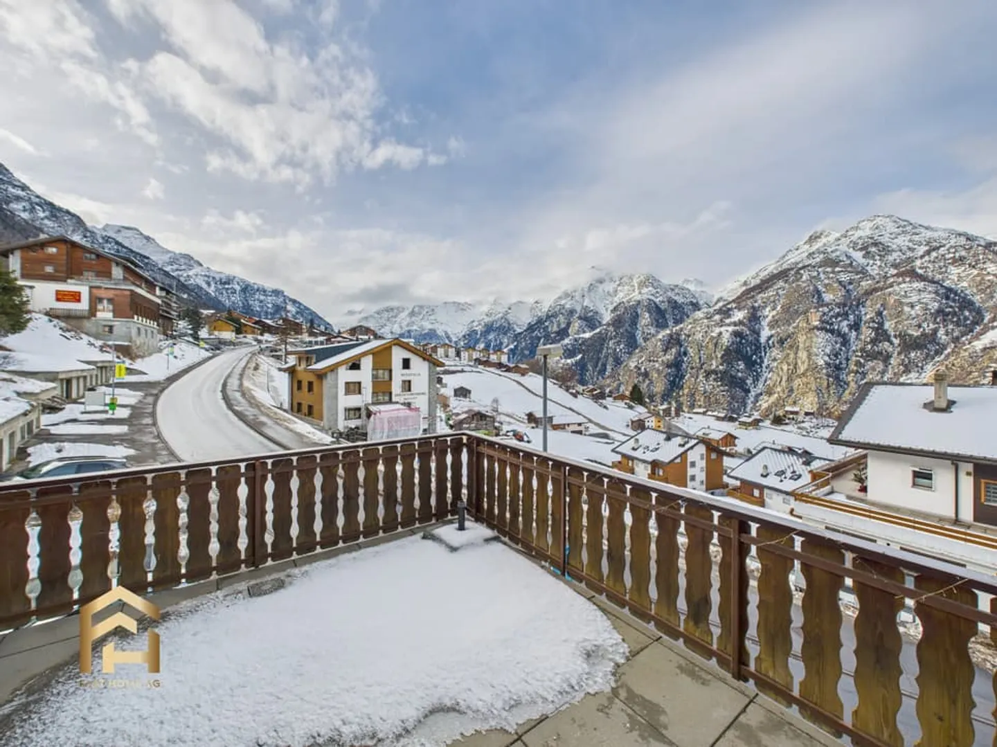 Appartement 3.5 pièces à Grächen avec balcon magnifique et vue dégagée - Photo 9 sur 13