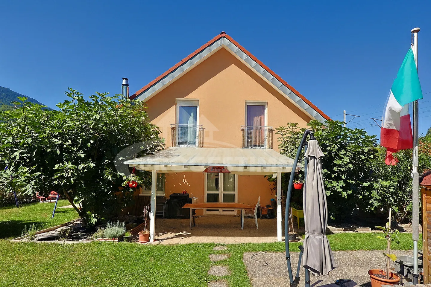 Ottima casa familiare a Epinassey - Foto 1 di 15