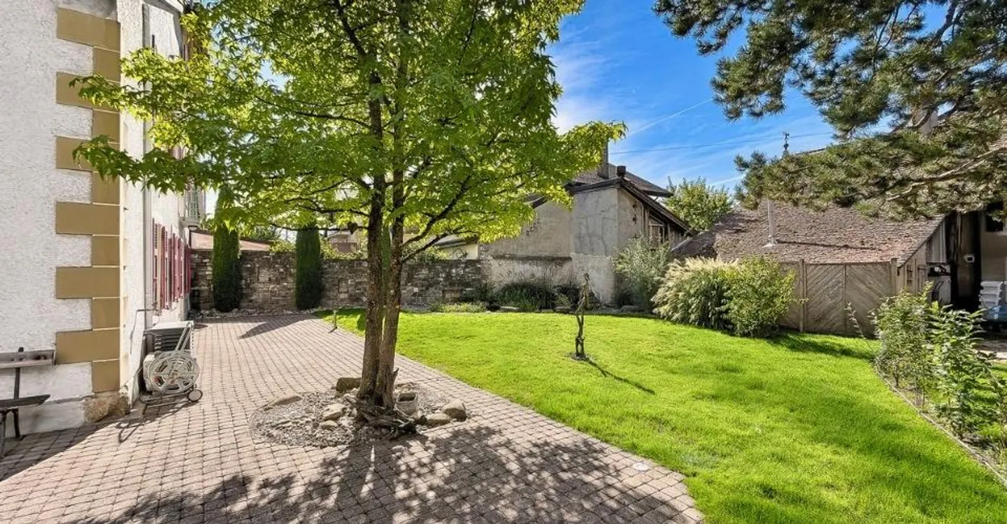Character house in the heart of the village - Photo 5 of 13