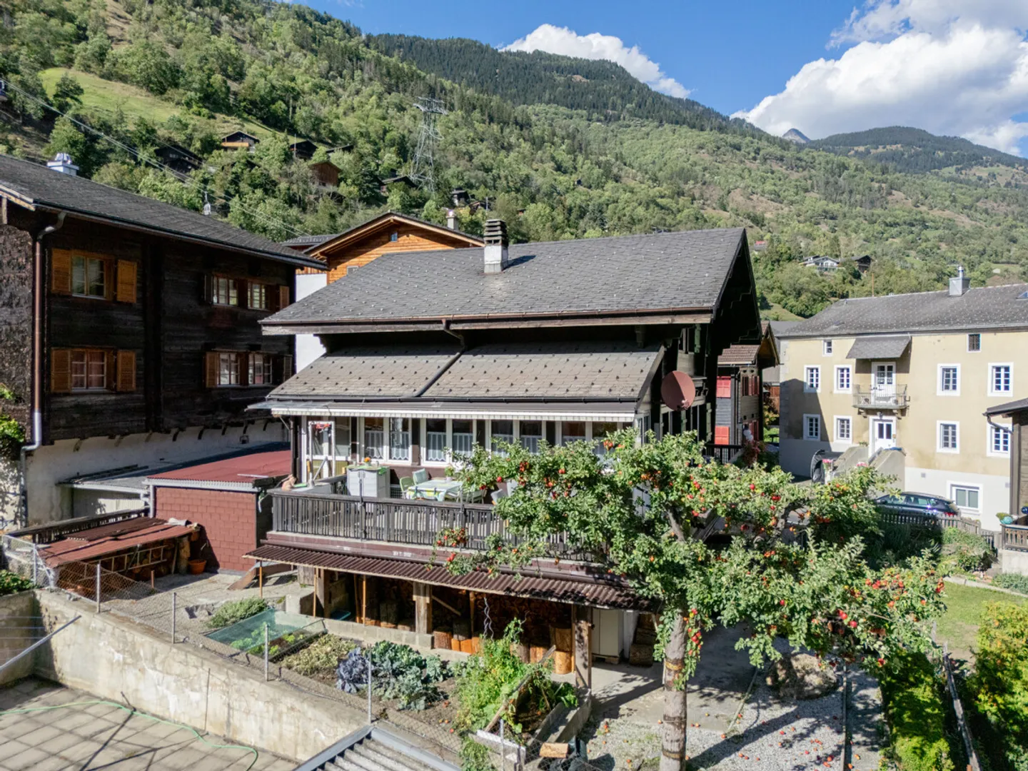 Affascinante casa/chalet residenziale nel centro di Mörel - Foto 2 di 13