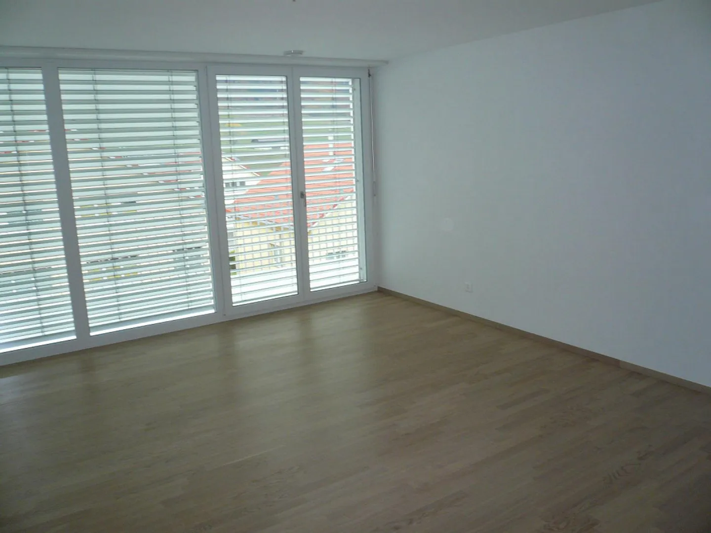 Enjoy a large terrace with a view! - Photo 4 of 6