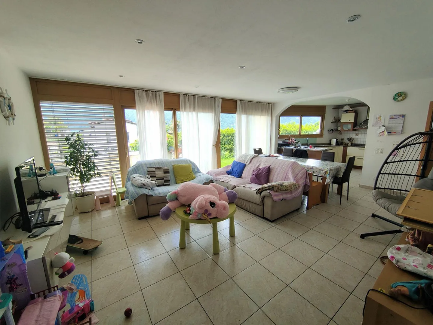 Single-family house with garden, on a hill in Giubiasco - Photo 9 of 19