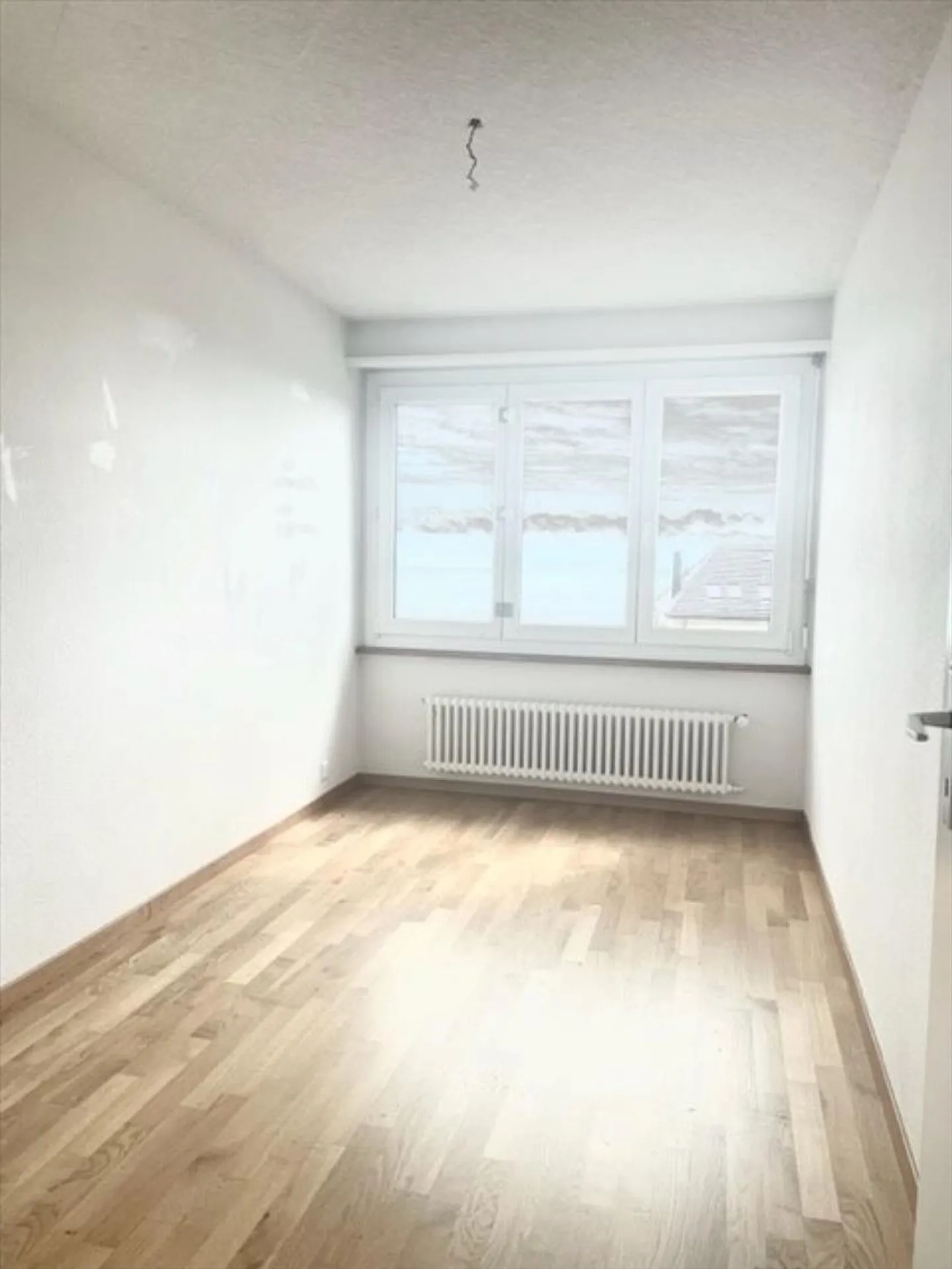Appartement de 4 pièces avec vue sur le lac et les Alpes - Photo 10 sur 13