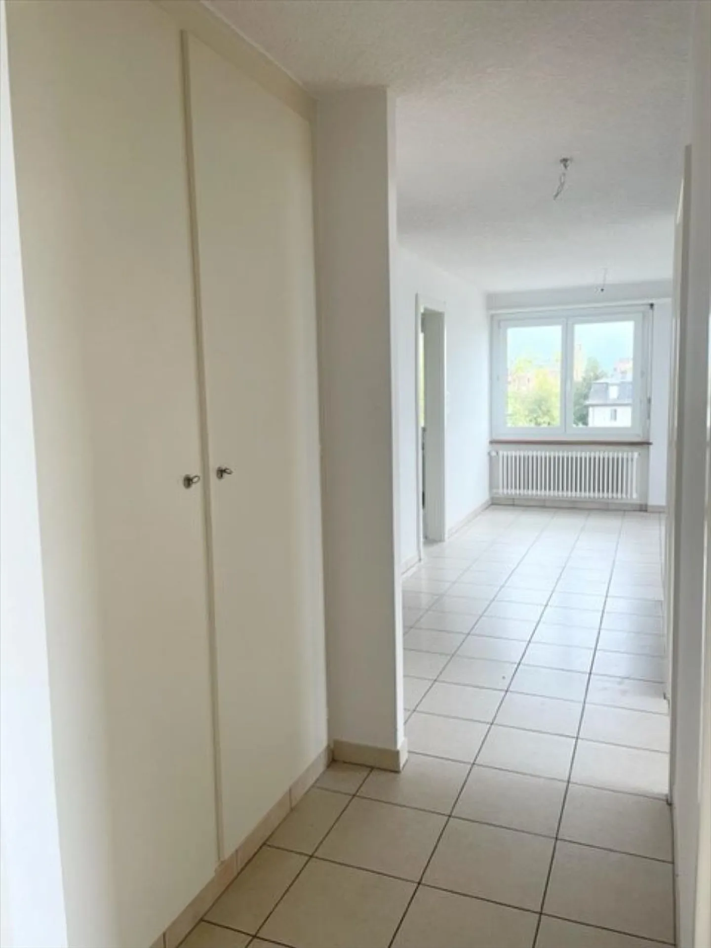 Appartement de 4 pièces avec vue sur le lac et les Alpes - Photo 7 sur 13