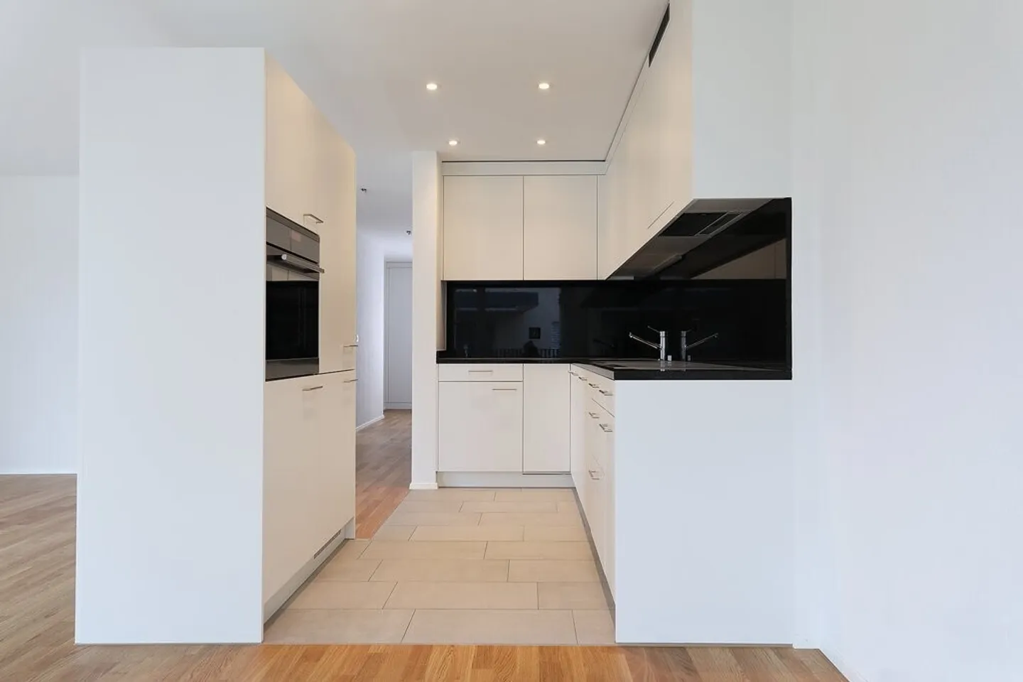 Beautiful Living - Photo 4 of 6