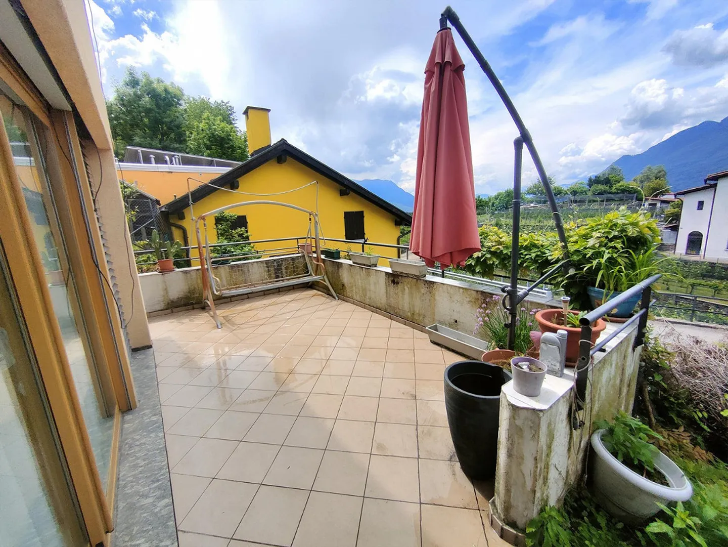 Single-family house with garden, on a hill in Giubiasco - Photo 13 of 19