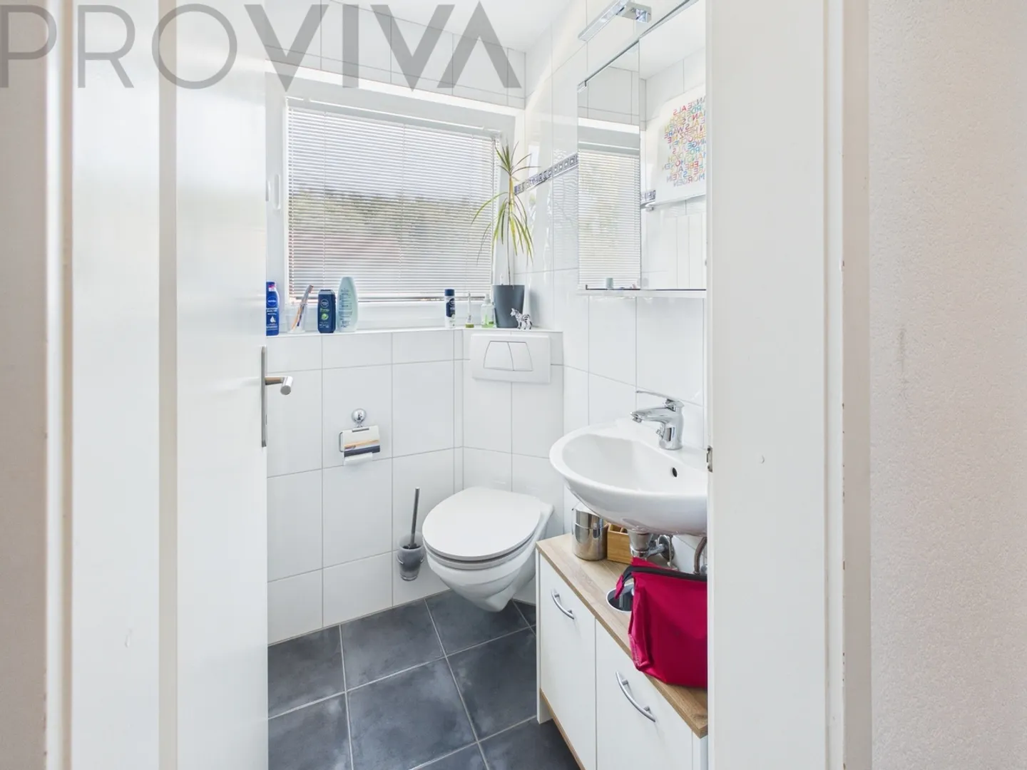 Ampia casa angolare nel verde - ideale per le famiglie - Foto 9 di 9
