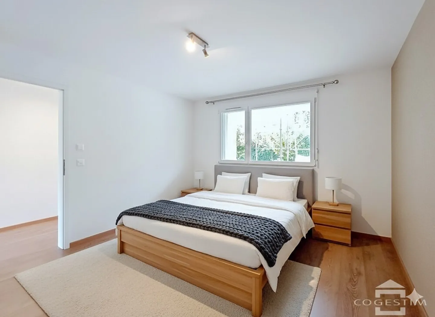 2.5 Room Apartment - Photo 2 of 13